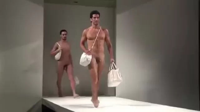 Сексуальные голые мужчины - 3000 отборных порно видео