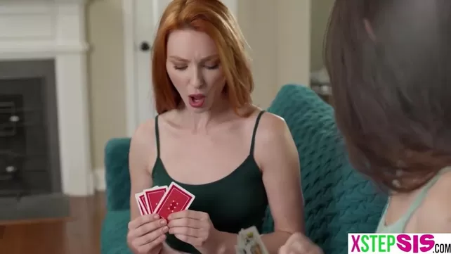 Покер ( видео). Релевантные порно видео покер смотреть на ХУЯМБА